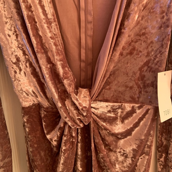 NWT Tobi Dress - Picture 3 of 5